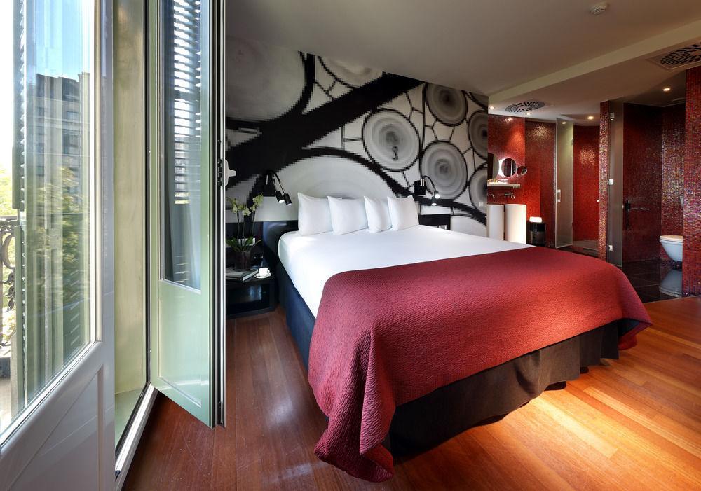 Hotel Bcn Design บาร์เซโลนา ภายนอก รูปภาพ A room at the hotel