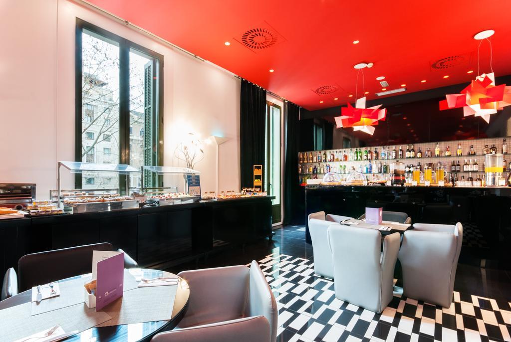 Hotel Bcn Design บาร์เซโลนา ภายนอก รูปภาพ Restaurant