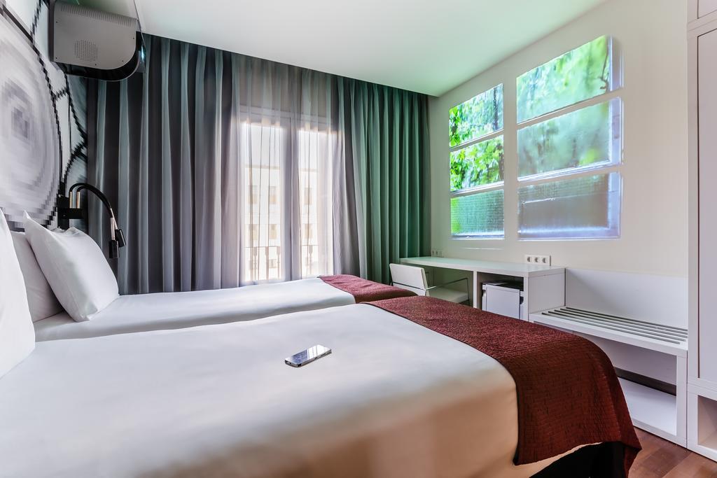 Hotel Bcn Design บาร์เซโลนา ภายนอก รูปภาพ A room at the hotel