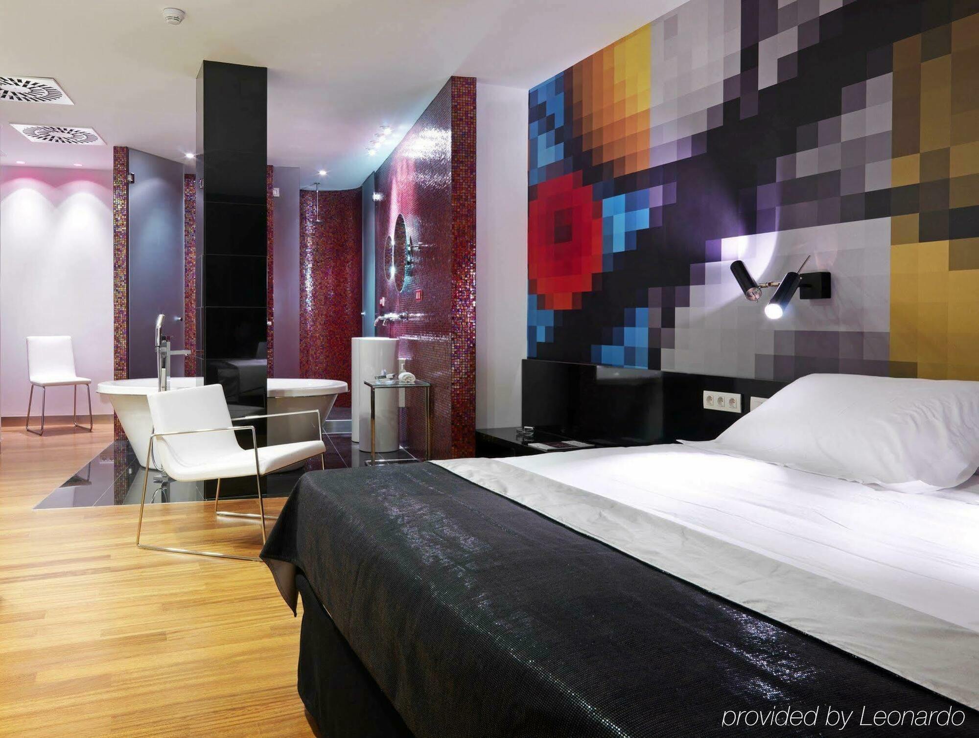 Hotel Bcn Design บาร์เซโลนา ภายนอก รูปภาพ A room at the hotel